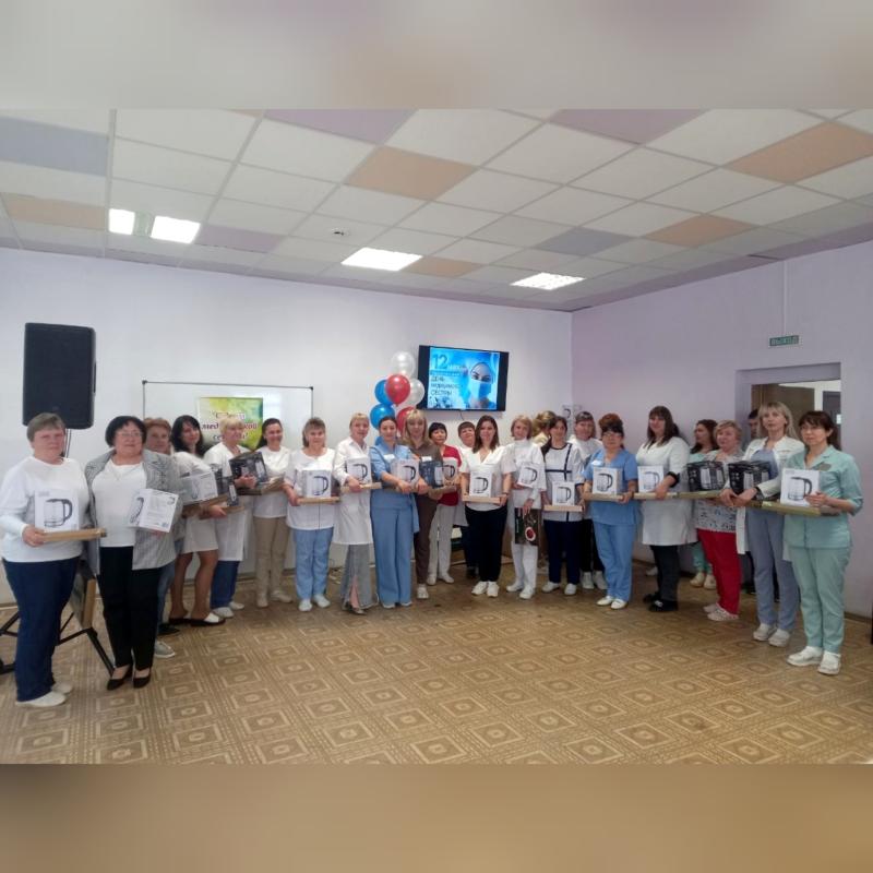 С Международным днем медицинской сестры поздравили сотрудников ОККД