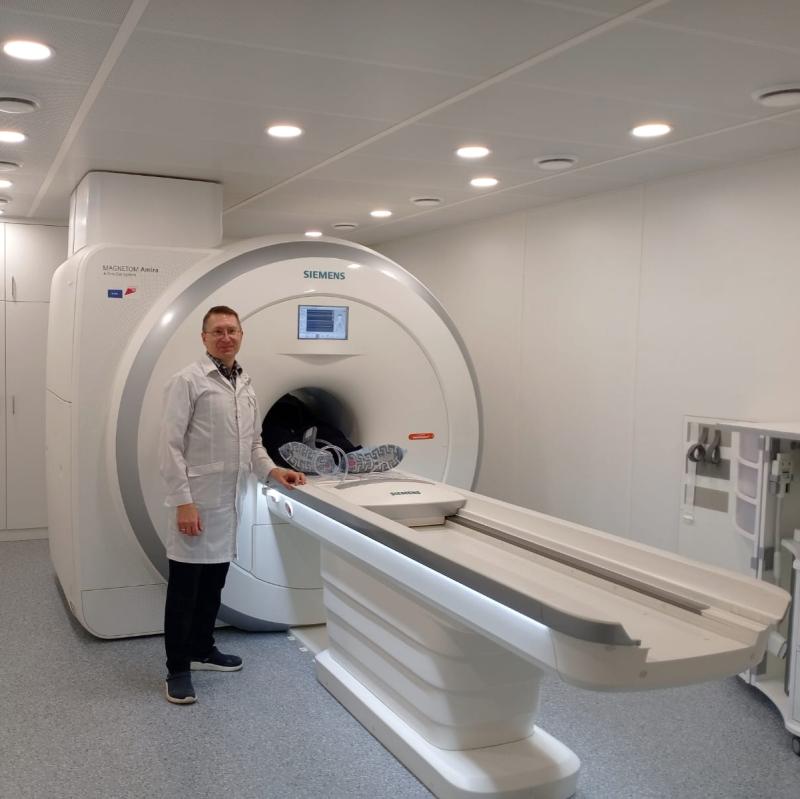 380 исследований проведено в территориальной поликлинике на новом аппарате МРТ