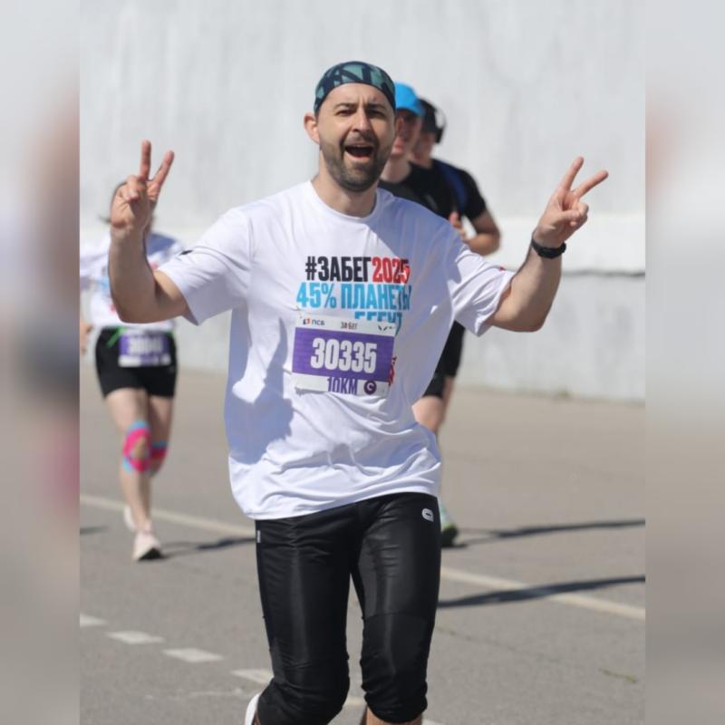 Кардиохирурги ОККД пробежали Всероссийский полумарафон